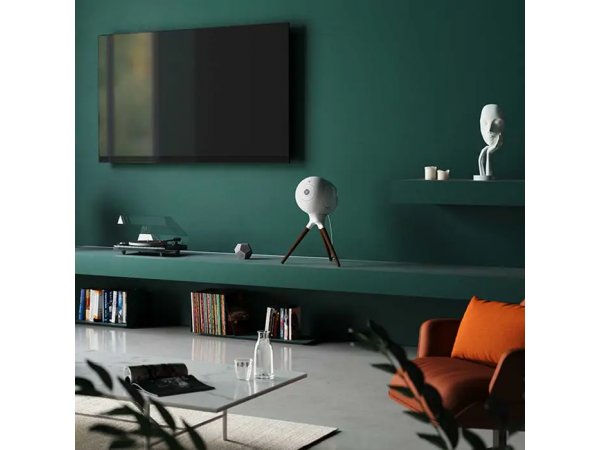 Полочная акустическая система Devialet Phantom I 103 dB Light Chrome Полочная акустическая система Devialet Phantom I 103 dB Light Chrome