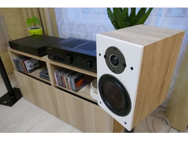 Полочная акустическая система DALI OBERON 3 White