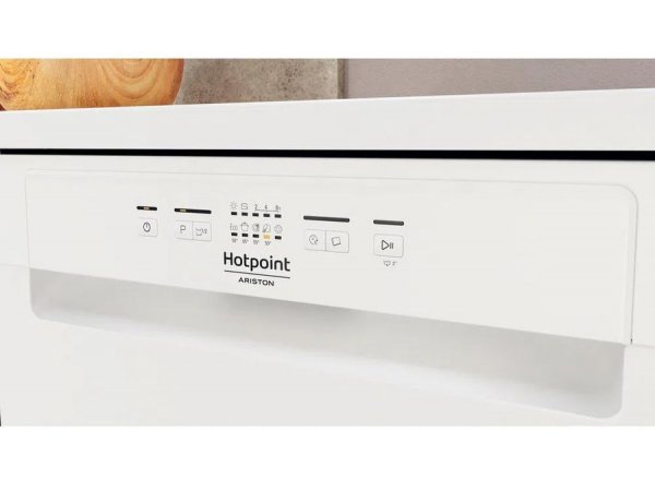 Посудомоечная машина Hotpoint/Ariston HFC 2B19 Посудомоечная машина Hotpoint/Ariston HFC 2B19