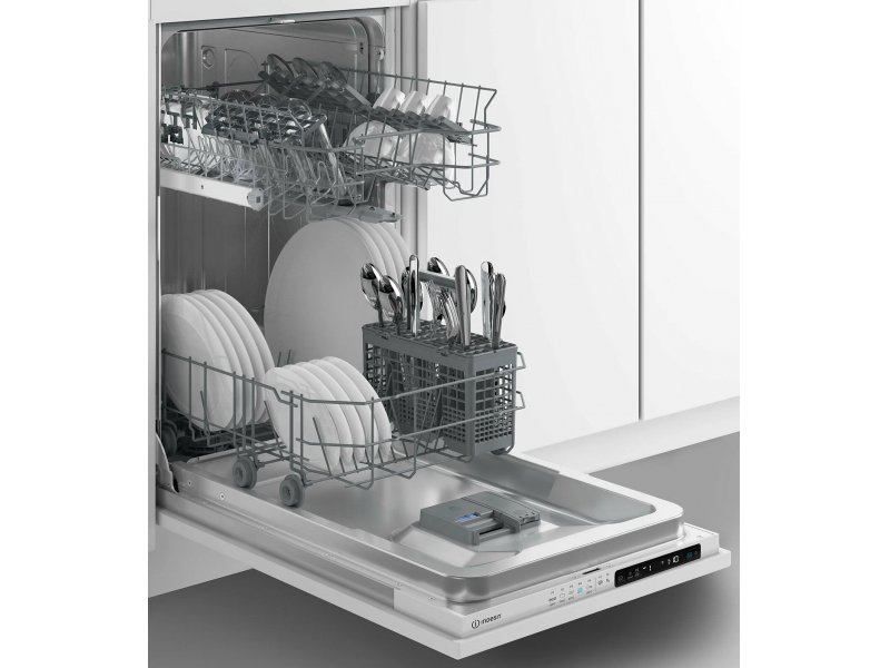 Встраиваемая посудомоечная машина Indesit DIS 1C50 Встраиваемая посудомоечная машина Indesit DIS 1C50