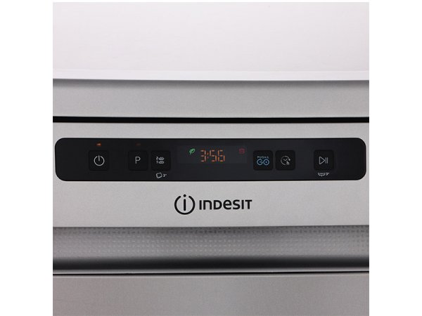 Посудомоечная машина Indesit DSFC 3T117 S Посудомоечная машина Indesit DSFC 3T117 S