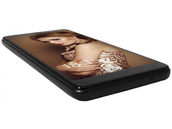 Смартфон BQ mobile BQ-5520L Silk Black Смартфон BQ mobile BQ-5520L Silk Black