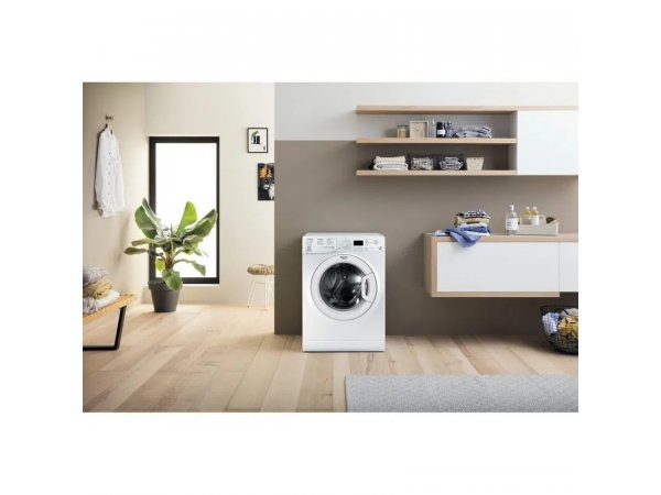 Стиральная машина Hotpoint-Ariston FLE G819 W Стиральная машина Hotpoint-Ariston FLE G819 W