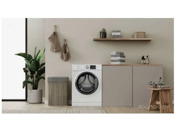 Стиральная машина Hotpoint/Ariston NSB 7225 SV RU