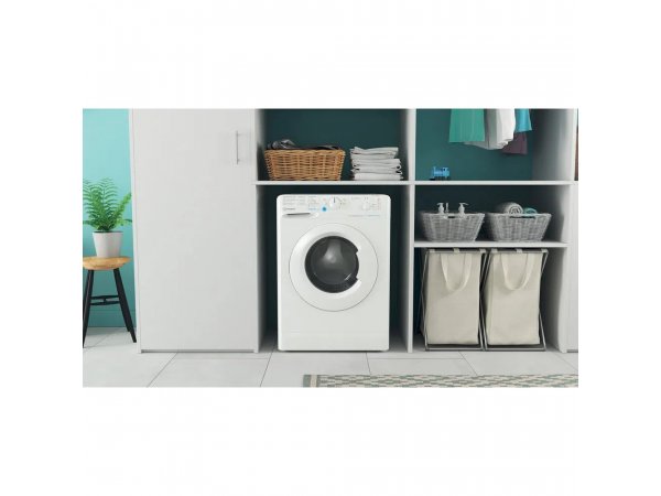 Стиральная машина Indesit BWSB 61051 WWV Стиральная машина Indesit BWSB 61051 WWV