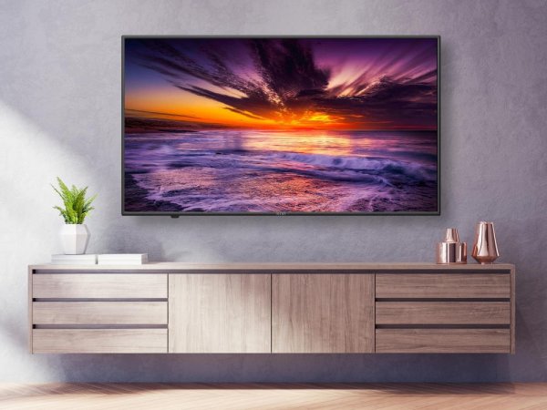 LED телевизор 4K Ultra HD KIVI 50U710KB