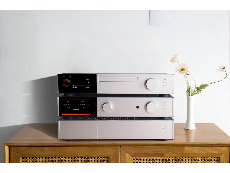 Стереоусилитель AudioLab 9000P Silver