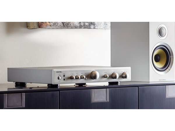Интегральный усилитель Rotel A10MKII Silver Интегральный усилитель Rotel A10MKII Silver