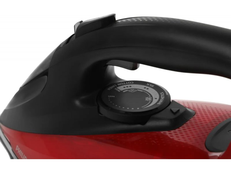 Утюг Philips DST7022/40 черный/красный
