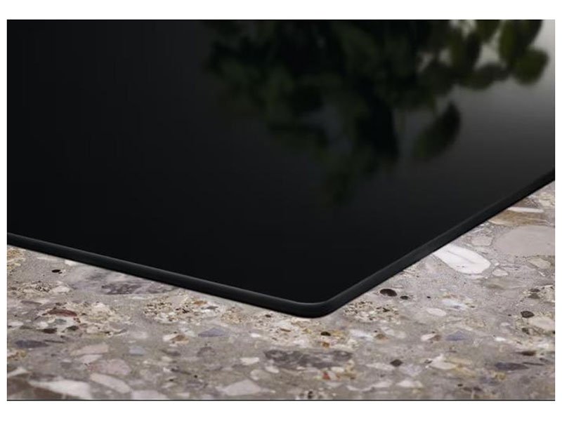 Встраиваемая индукционная варочная панель Electrolux LIL61424C