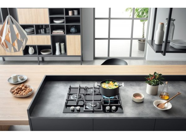Газовая варочная панель Hotpoint/Ariston QS 61F/BK Газовая варочная панель Hotpoint/Ariston QS 61F/BK