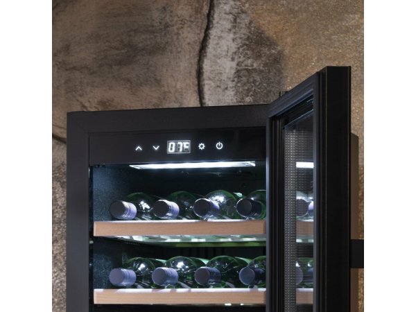 Винный шкаф Caso WineExclusive 38 Smart