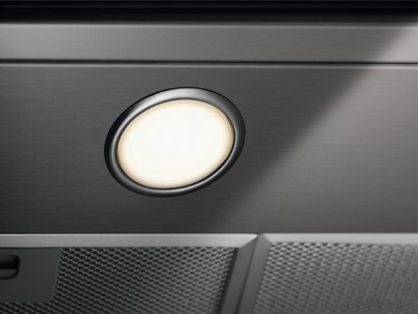 Вытяжка каминная Electrolux LFT766X Вытяжка каминная Electrolux LFT766X