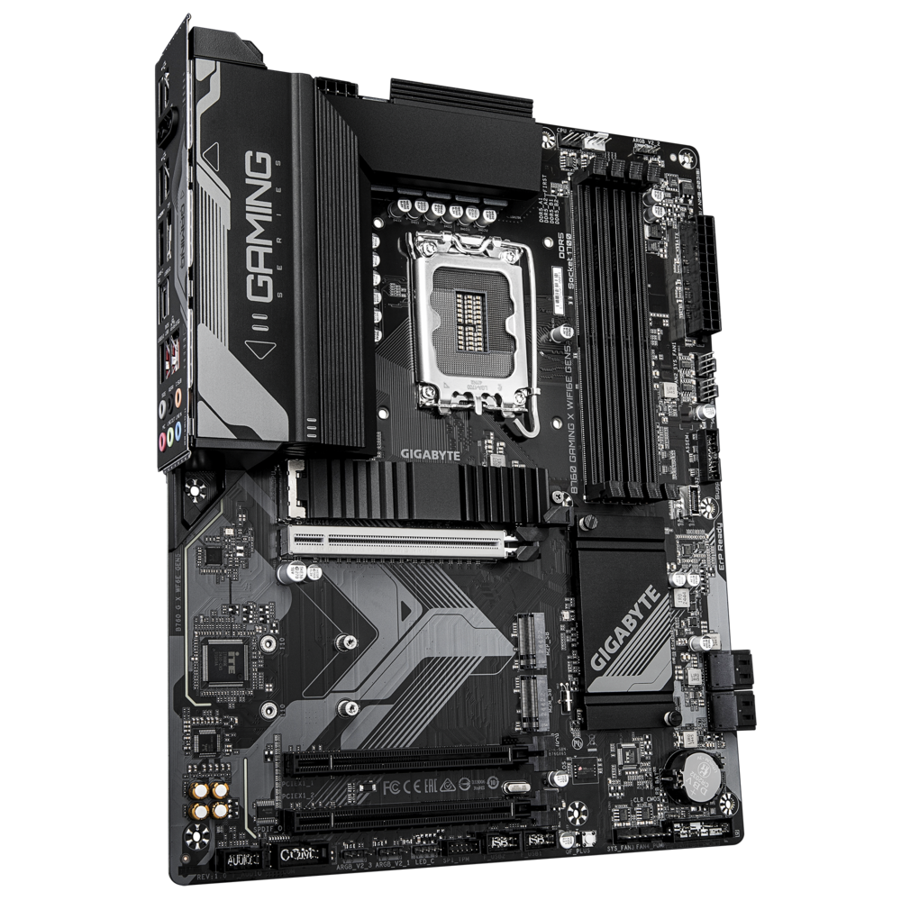GIGABYTE B760 Gaming X WiFi6E Gen5 радиатор VRM и слоты расширения — вид под углом