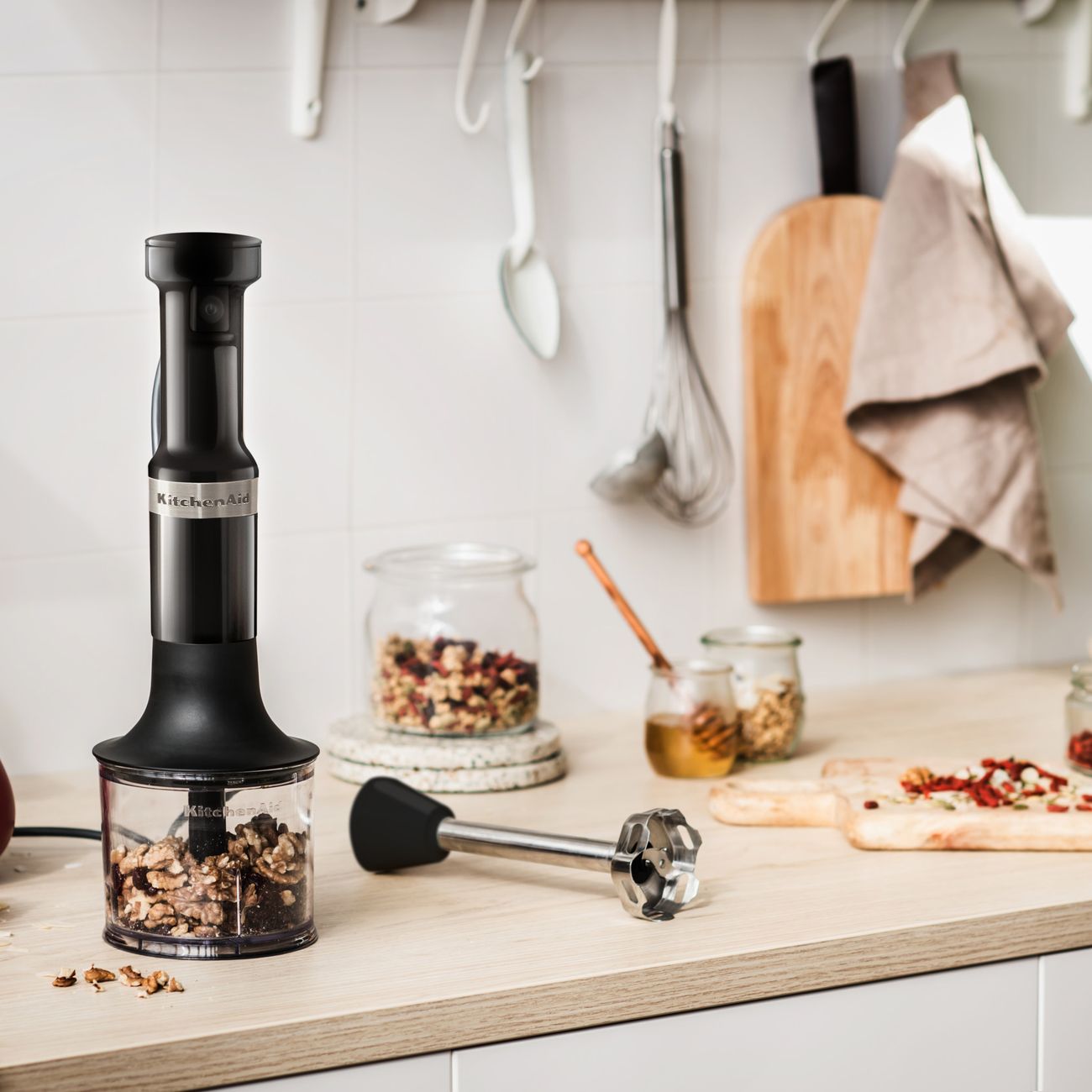 Погружной блендер KitchenAid 5KHBV83EOB фото 3
