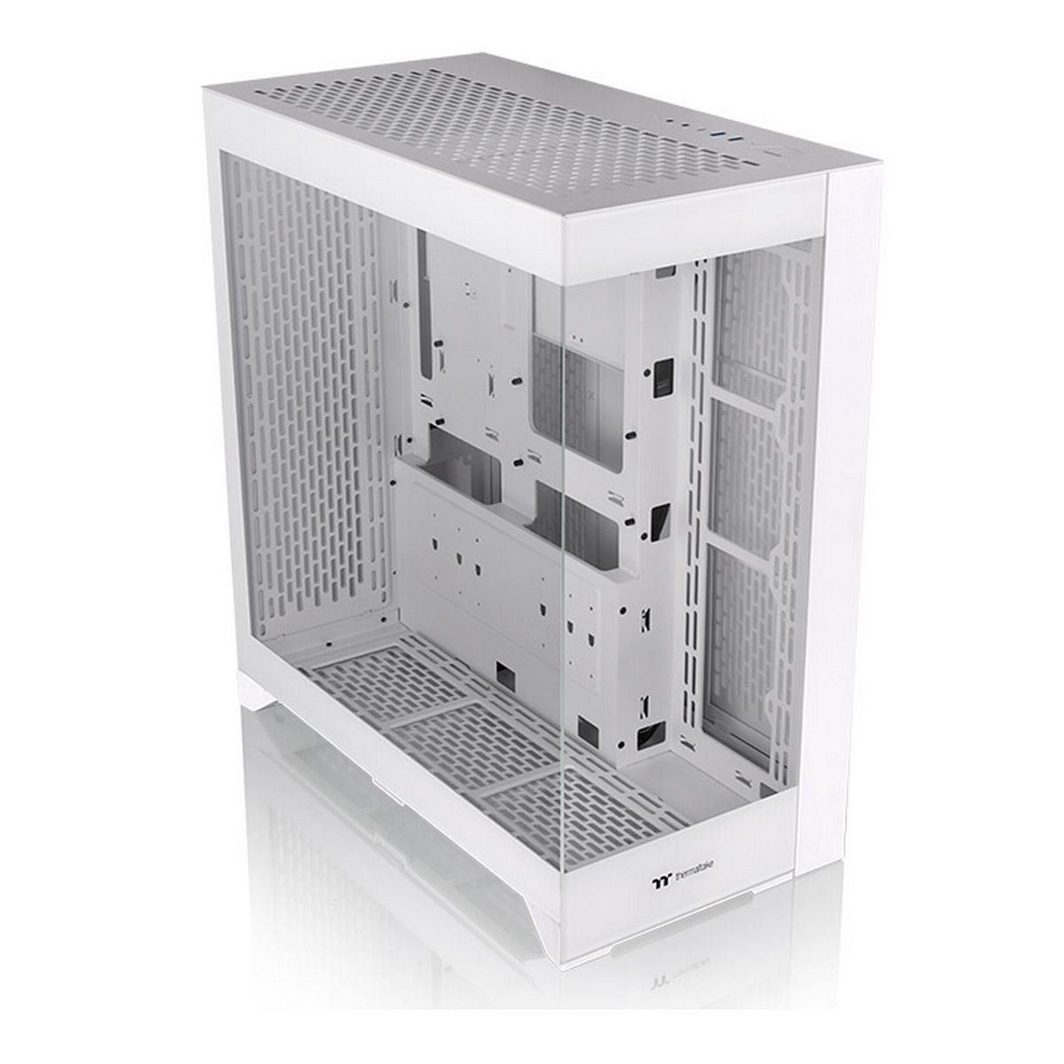 Thermaltake CTE E600 MX Snow вид сбоку — сетчатые панели и внутреннее пространство