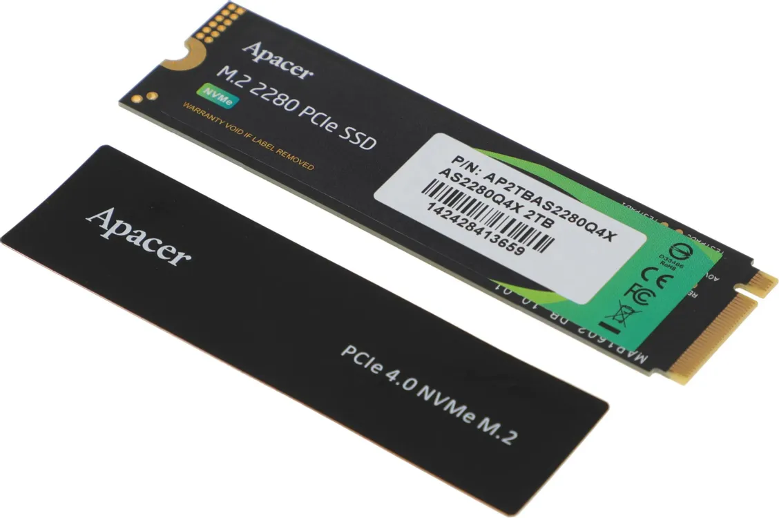 Apacer AS2280Q4X M.2 2280 NVMe SSD общий вид с защитным чехлом