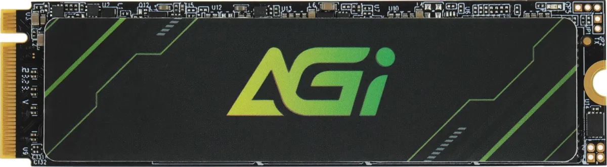 AGI AI818 2 ТБ M.2 NVMe SSD — вид сверху, электронные компоненты платы