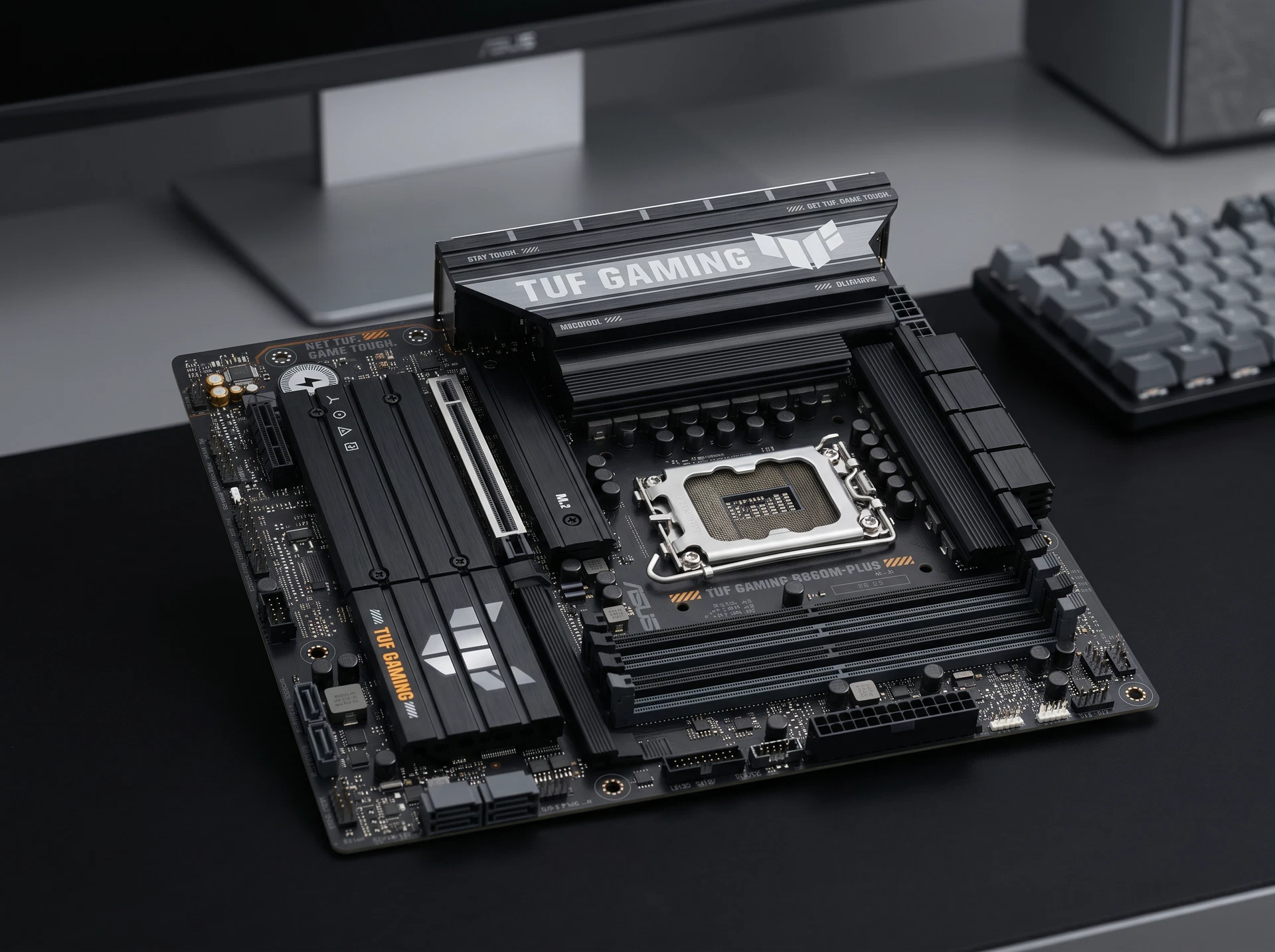 Материнская плата Asus Tuf Gaming B860m-plus, Socket LGA 1851, Intel B860, mATX, RTL [90MB1JW0-M0EAY0] - фото в интерьере