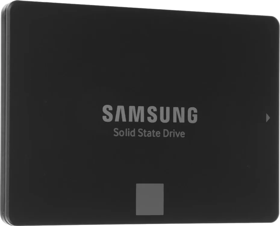 Samsung 870 EVO 1 ТБ — разъём SATA и интерфейсная часть накопителя крупным планом
