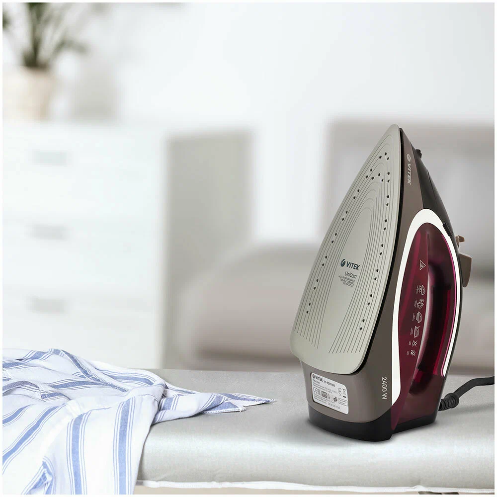 Утюг Vitek VT-8309, черный/коричневый/бордовый