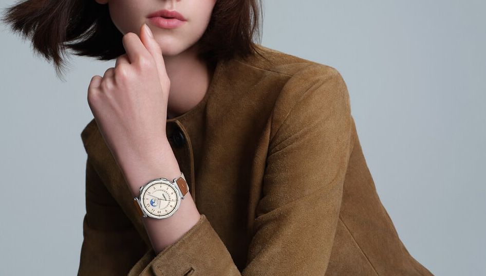 Huawei Watch GT 5 Jana-B19FC ремешок фторэластомер синий — крупный план