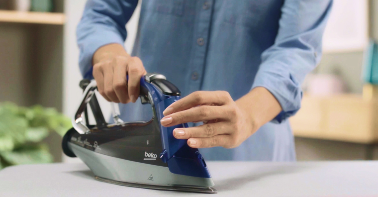 Beko SPA 9130 B вид на резервуар для воды 350 мл и систему залива