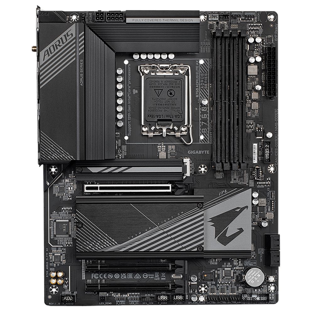 Gigabyte B760 Aorus Elite AX слоты DDR5 и разъёмы M.2 общий вид платы