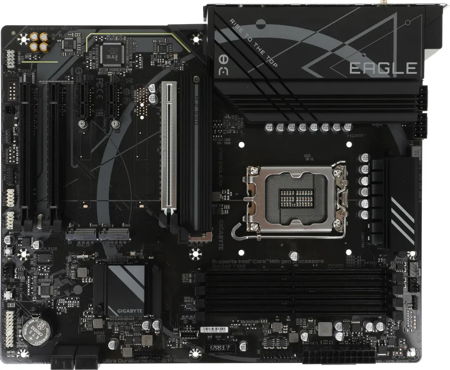 Gigabyte Z790 Eagle AX общий вид платы ATX сокет LGA 1700