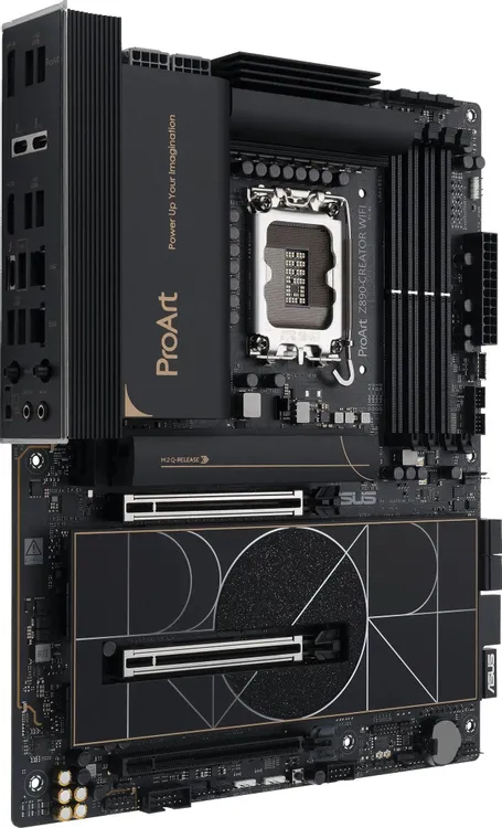 ASUS ProArt Z890-Creator WiFi угловой вид сокет LGA 1851 радиатор VRM слоты DDR5