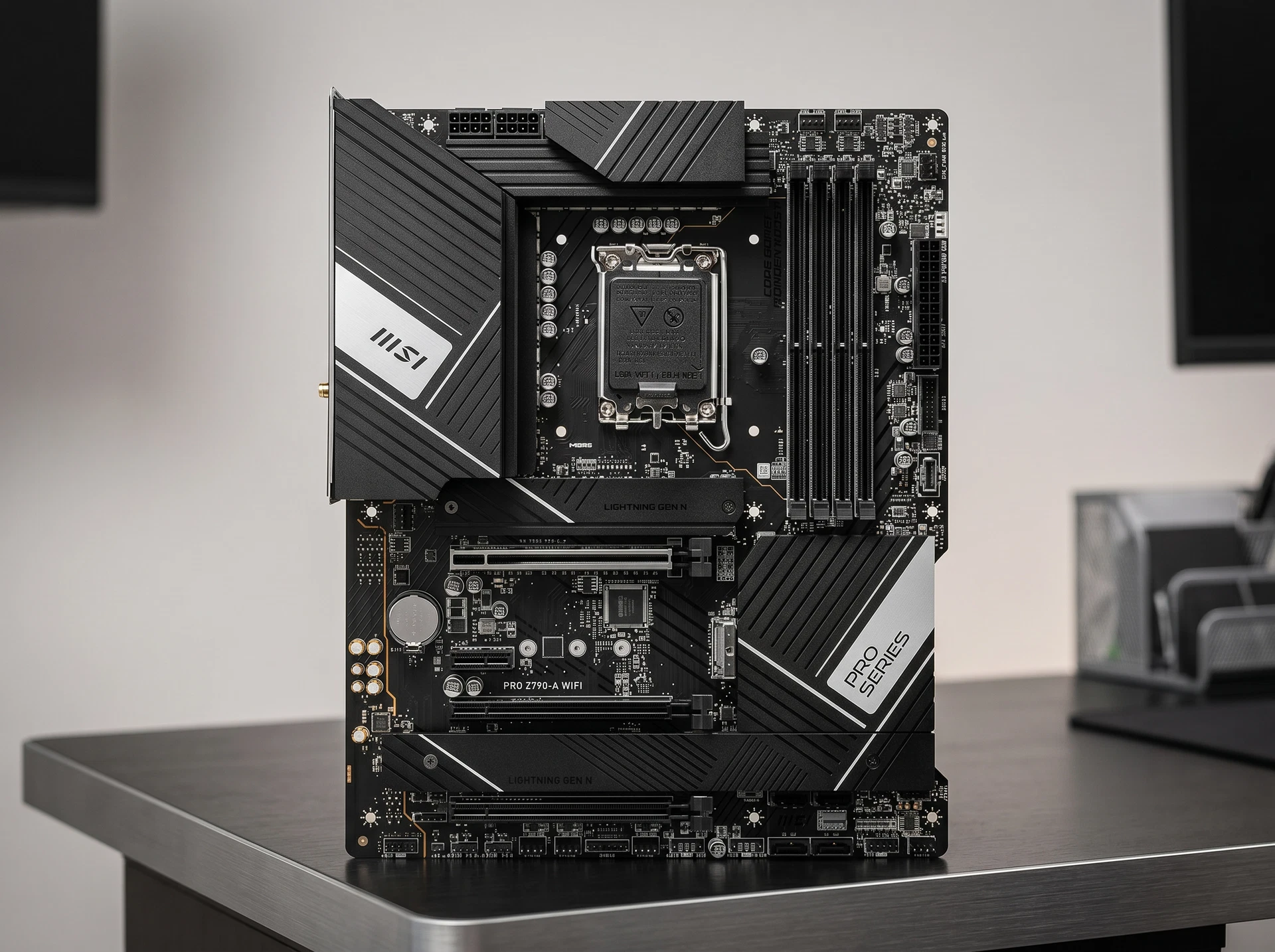 Материнская плата MSI Pro Z790-a Wifi, Socket LGA 1700, Intel Z790, ATX, RTL - фото в интерьере