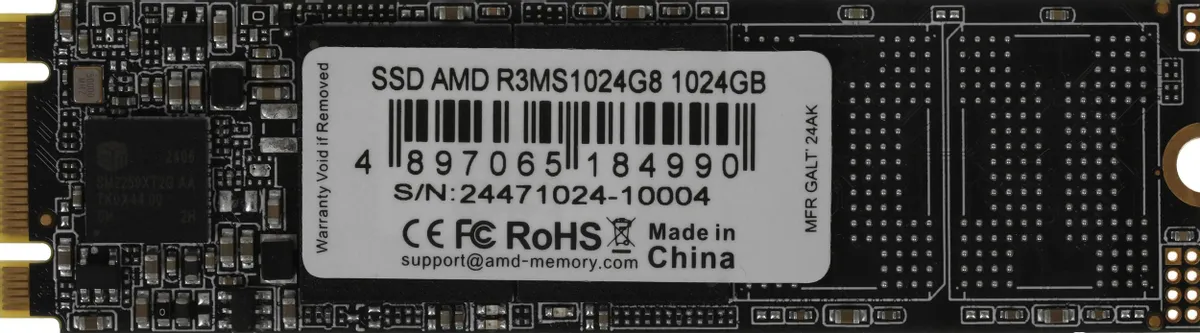 AMD Radeon R3MS1024G8 1 ТБ M.2 2280 SATA III — вид спереди, наклейка с маркировкой