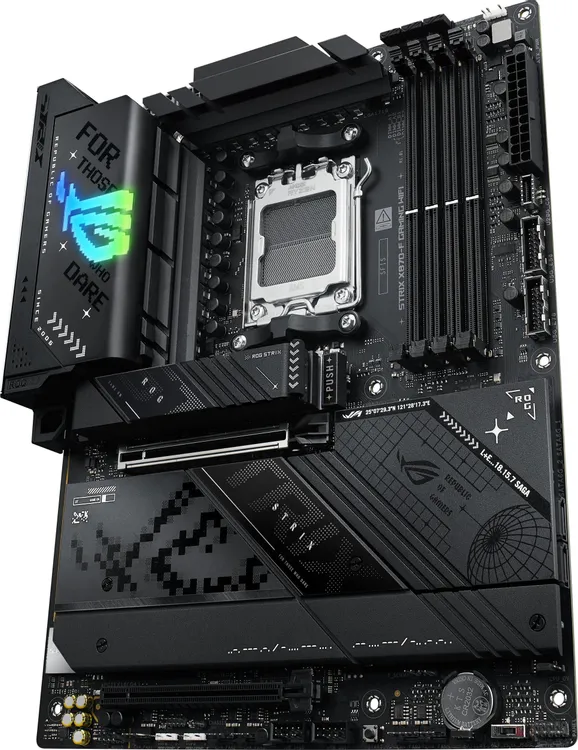 ASUS ROG Strix X870-F Gaming WiFi задняя панель порты USB4 Wi-Fi 7