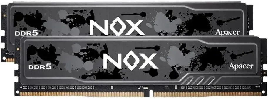 Два модуля Apacer NOX DDR5 AH5U32G64C552MBAA-2 вид спереди, граффити-паттерн на чёрном радиаторе, золотые контакты
