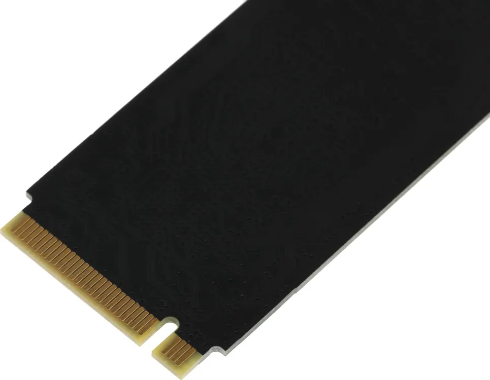 AMD Radeon R3 480ГБ — плата накопителя M.2 NVMe крупный план