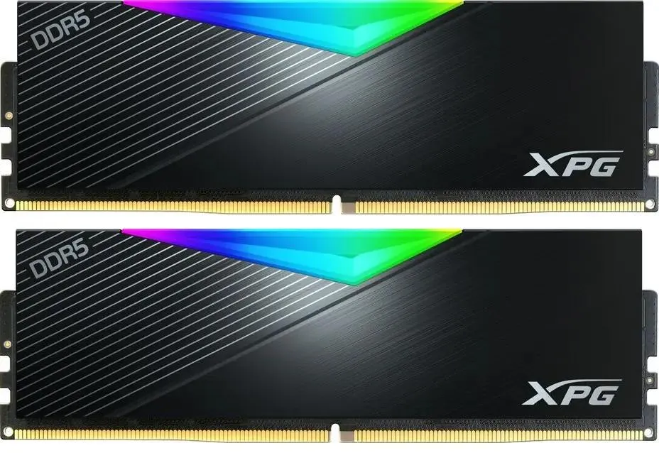 ADATA Lancer AX5U8000C3816G-DCLARBK DDR5 32 ГБ радиатор и RGB-подсветка крупным планом