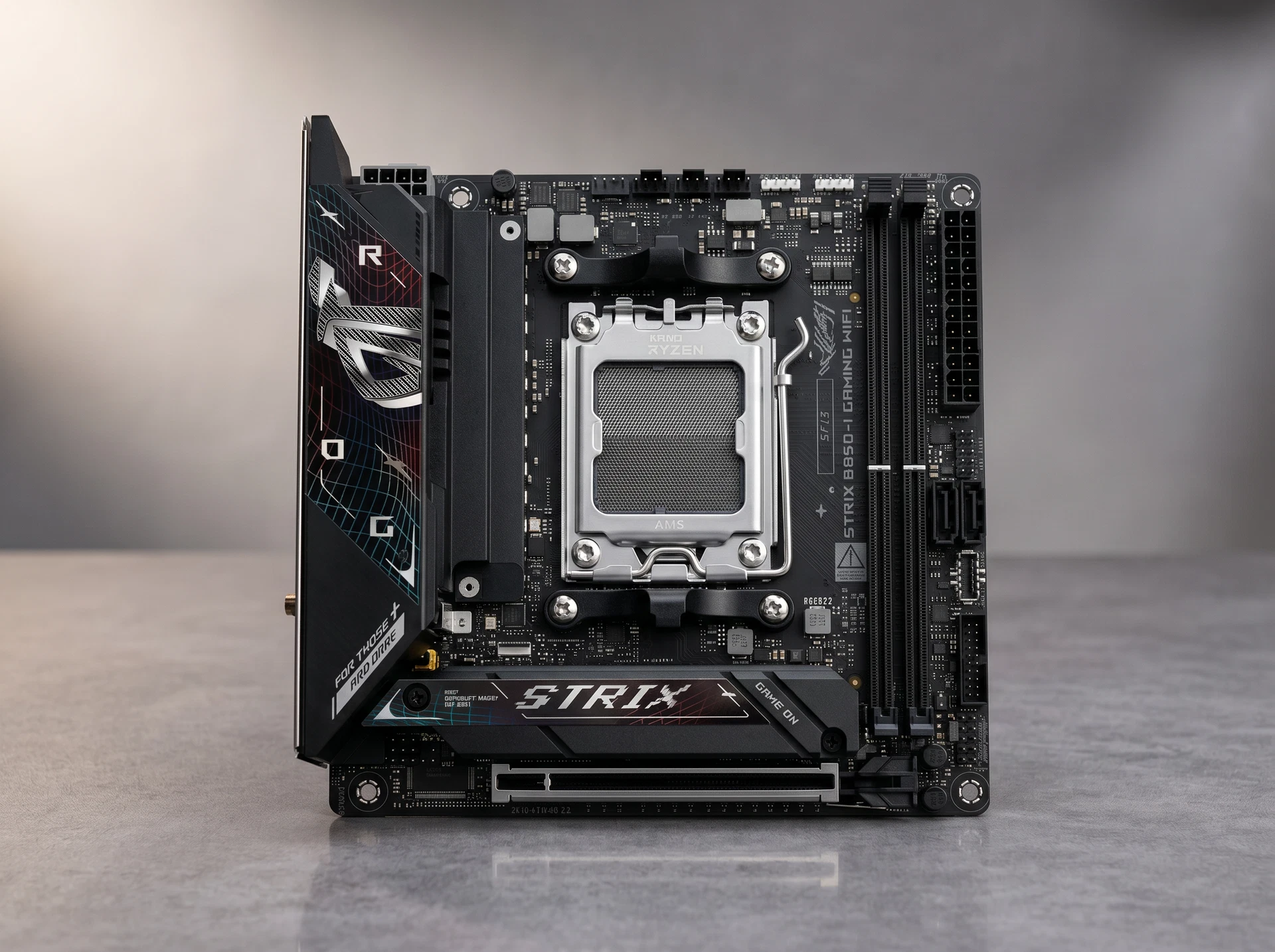 Материнская плата Asus ROG Strix B850-i Gaming Wifi, Socket AM5, AMD B850, mATX, RTL [90MB1K30-M0EAY0] - фото в интерьере