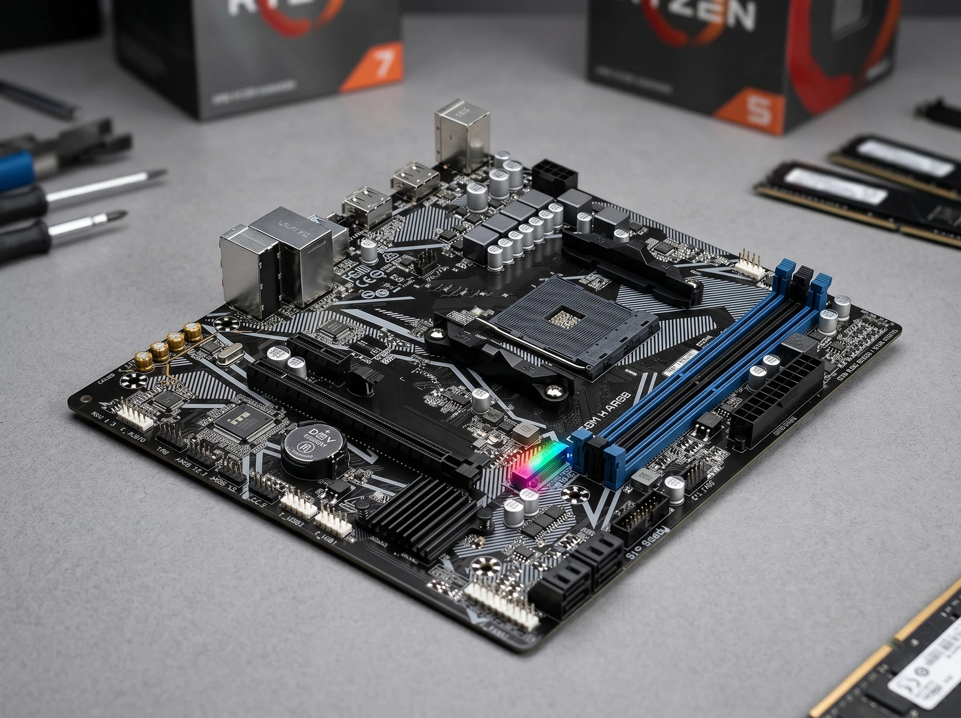 Gigabyte A520M H ARGB в сборке — плата установлена в корпусе, видна ARGB-подсветка