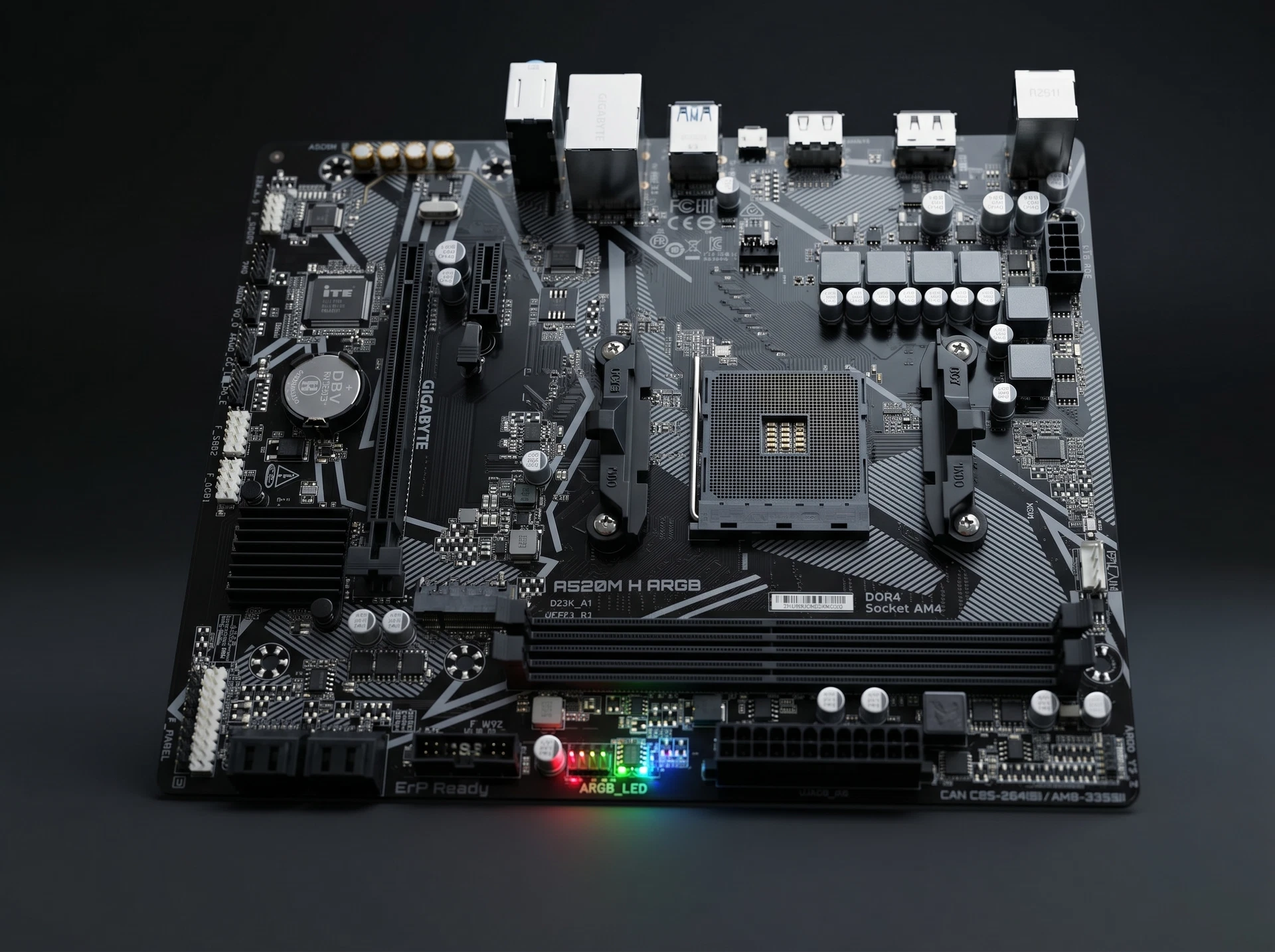 Gigabyte A520M H ARGB — ARGB-подсветка платы в корпусе, цветные коннекторы