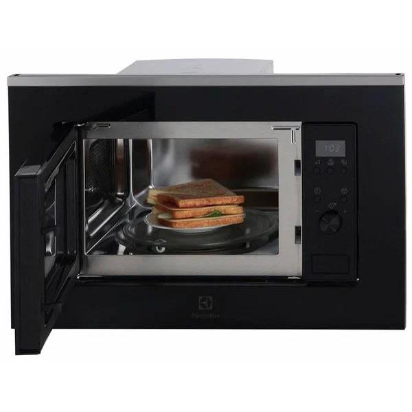 Electrolux LMS2203EMX встраиваемая микроволновая печь с открытой дверцей и сэндвичами внутри