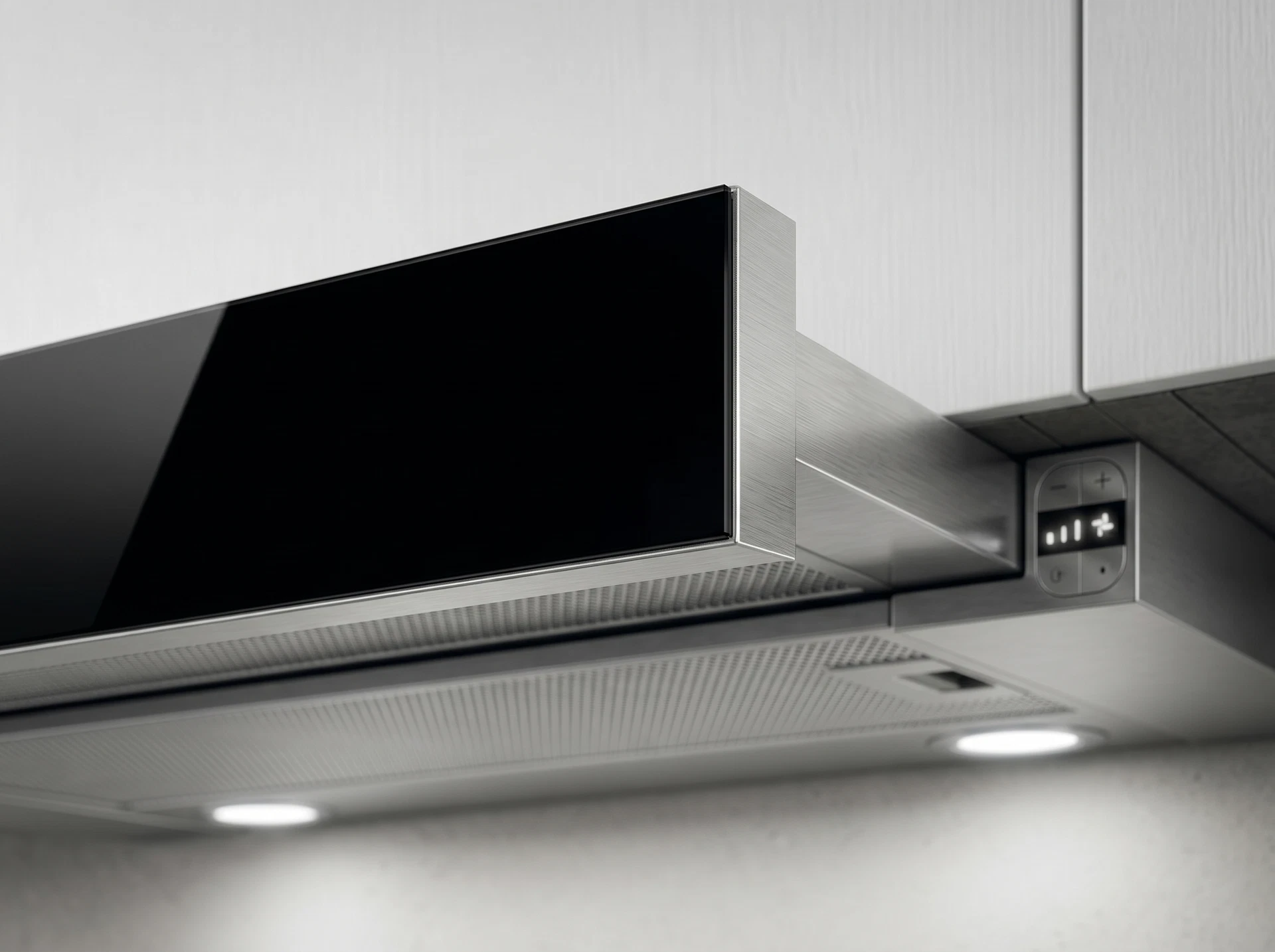 Elica Elite 26 IX/A/90/VT — вид в кухонном интерьере, комбинация нержавеющей стали и чёрного стекла