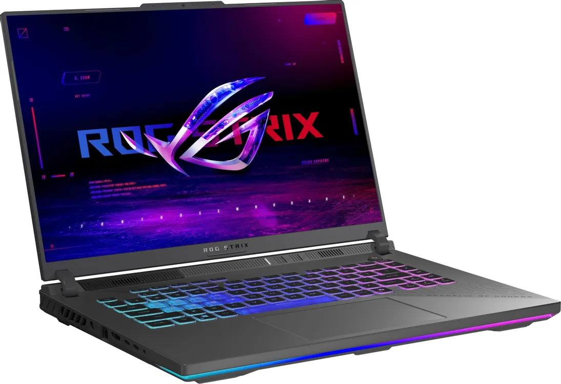 ASUS ROG Strix G16 G614PR-RV089 вид спереди с RGB-подсветкой клавиатуры и открытым экраном