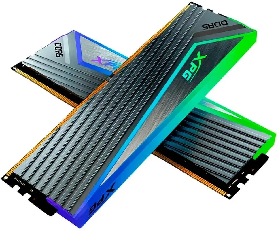 ADATA AX5U6400C3216G-DCCAGY DDR5 6400 МГц модули крупным планом с RGB-подсветкой