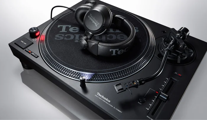 Technics SL-1210MK7EE