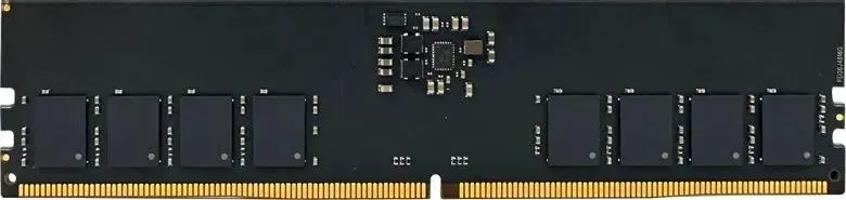 AGI AGI480032UD238-ST DDR5 32 ГБ — плата модуля памяти с чипами и золотистыми контактами