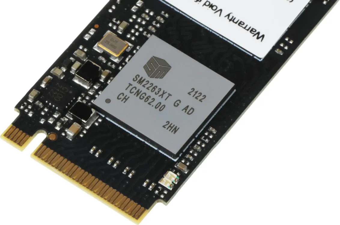 AMD Radeon R3 128 ГБ M.2 2280 размеры и маркировка на плате накопителя