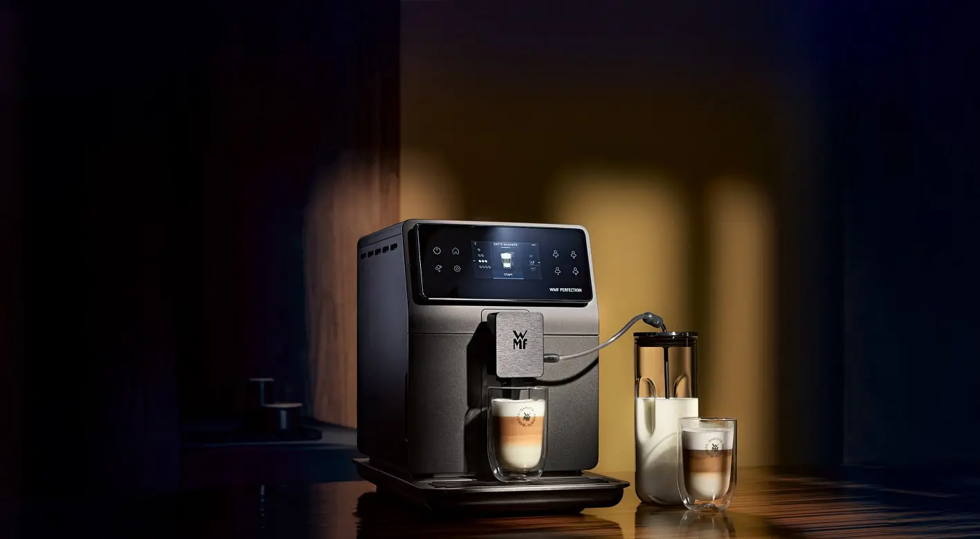WMF Perfection 780 CP826T10 автоматическая кофемашина с двойным термоблоком вид спереди