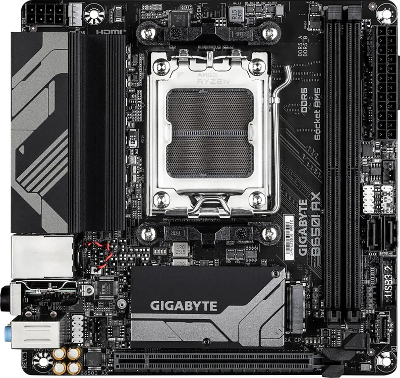 Gigabyte B650I AX вид сверху сокет AM5 разъёмы HDMI питание охлаждение VRM DDR5